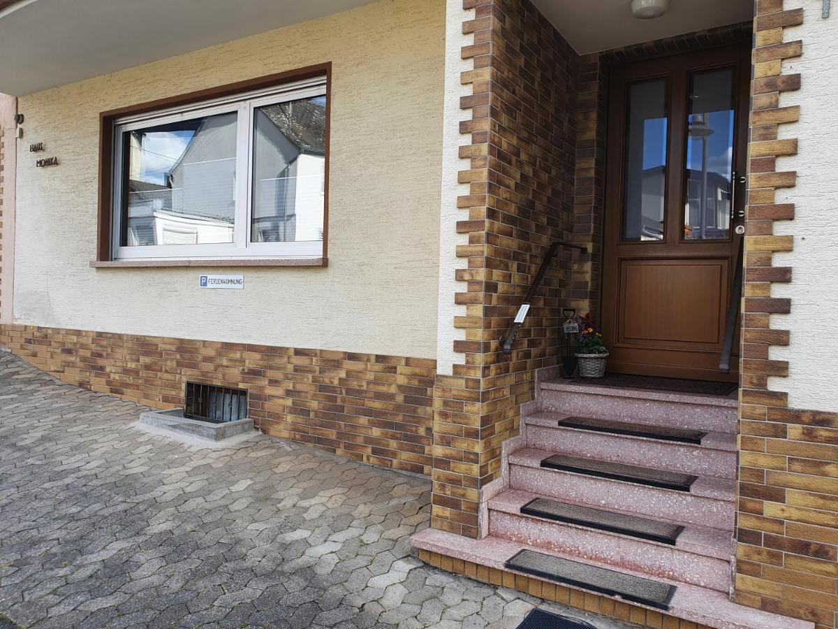 젤틴겐라티그 Haus Monika 아파트 외부 사진